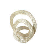 Escultura de Anéis Orgânicos Texturados